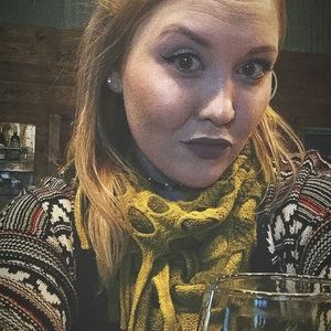 Meet your Posher, Erin